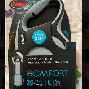 Retractable dog leash brand new